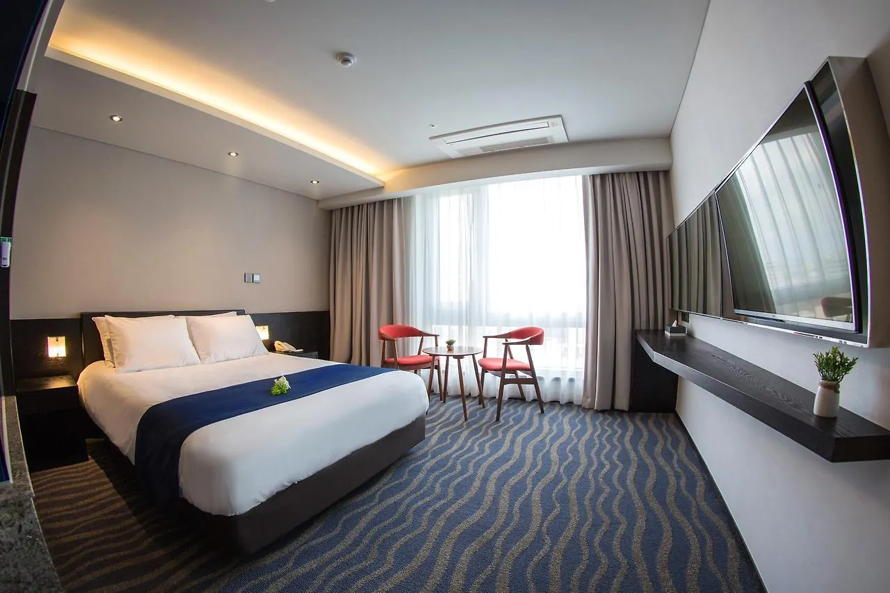 Gloucester Hotel Jeju 4*,